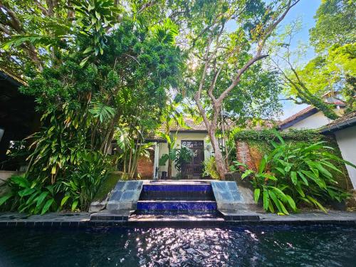 Havelock Place Bungalow,Dutugemunu>>Colombo,3 star
