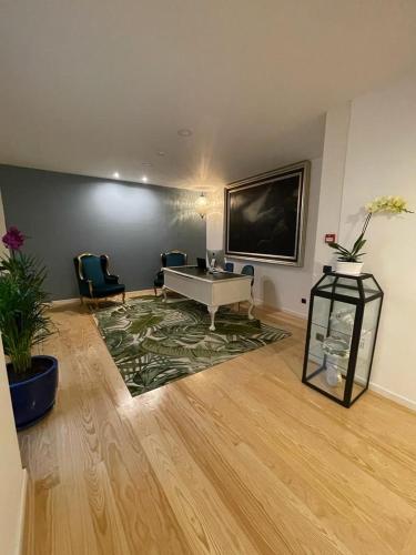 pier house accommodation