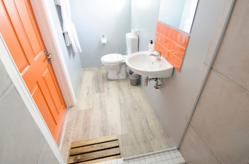 never at home green point hostel