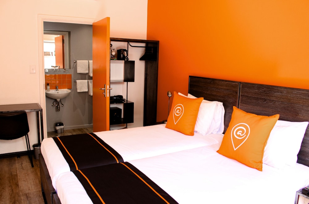 never at home green point hostel