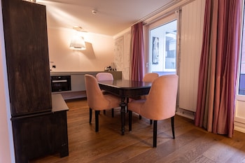 home hotel arosa