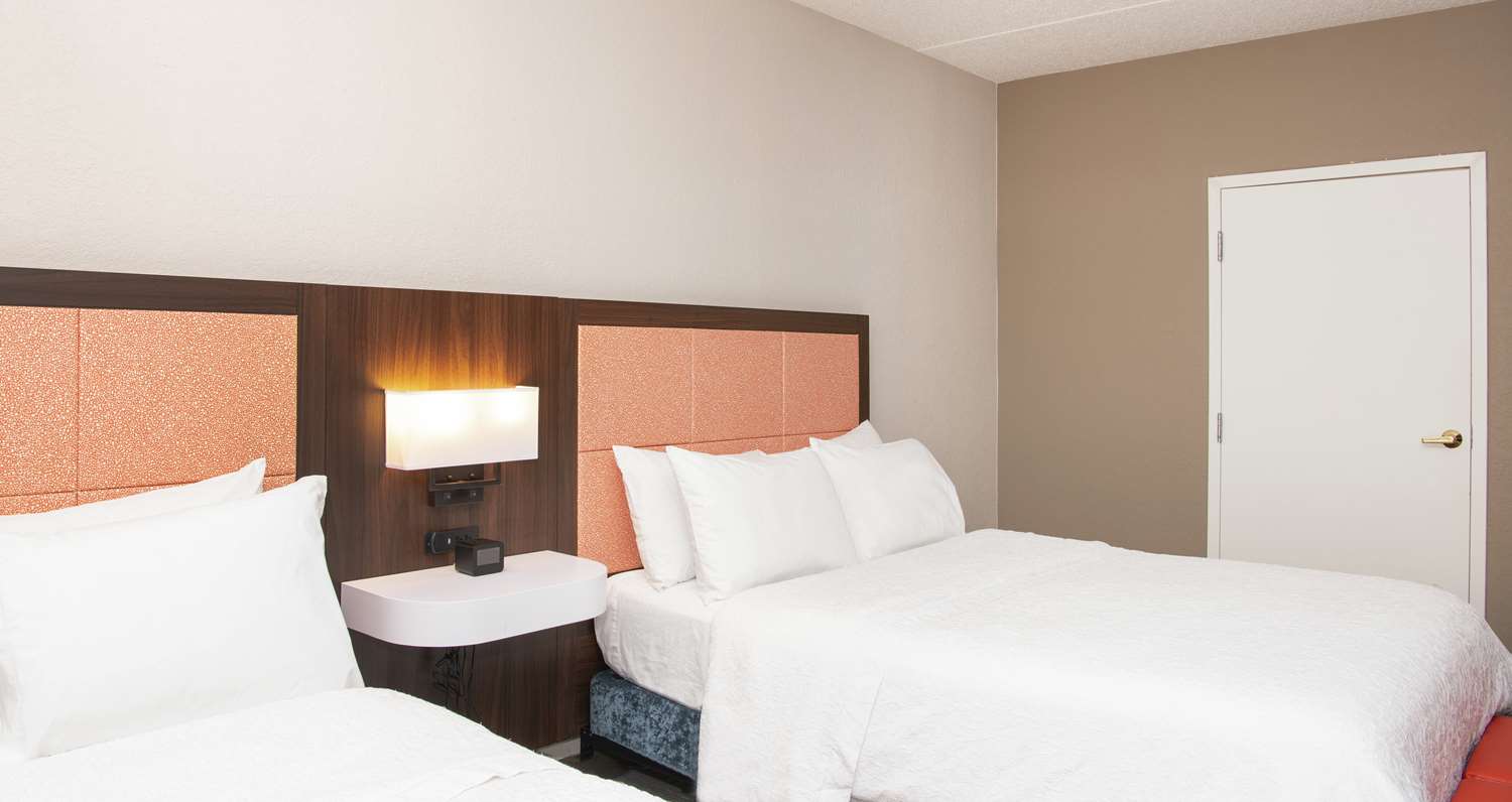 hampton inn erie south