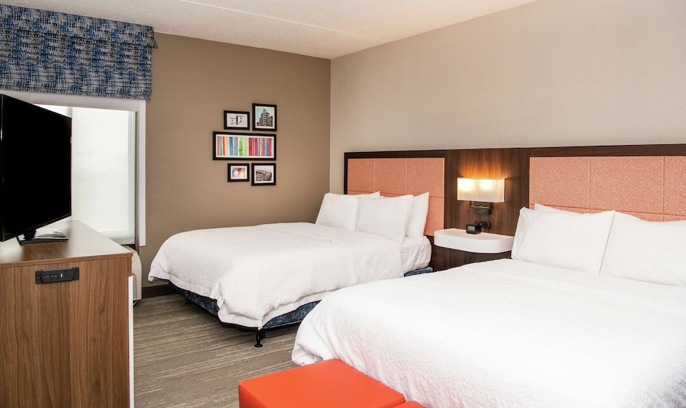 hampton inn erie south