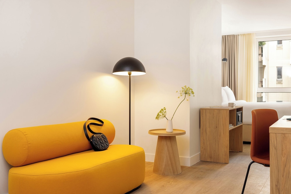 yvette hotel porte de versailles sonder by marriott bonvoy