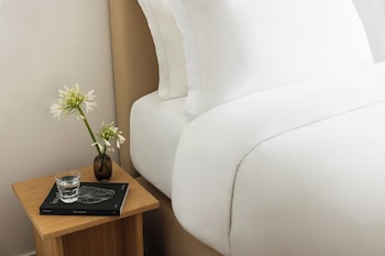 yvette hotel porte de versailles sonder by marriott bonvoy