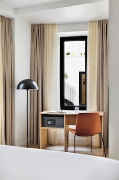 yvette hotel porte de versailles sonder by marriott bonvoy