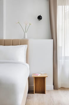 yvette hotel porte de versailles sonder by marriott bonvoy