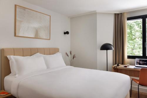 yvette hotel porte de versailles sonder by marriott bonvoy