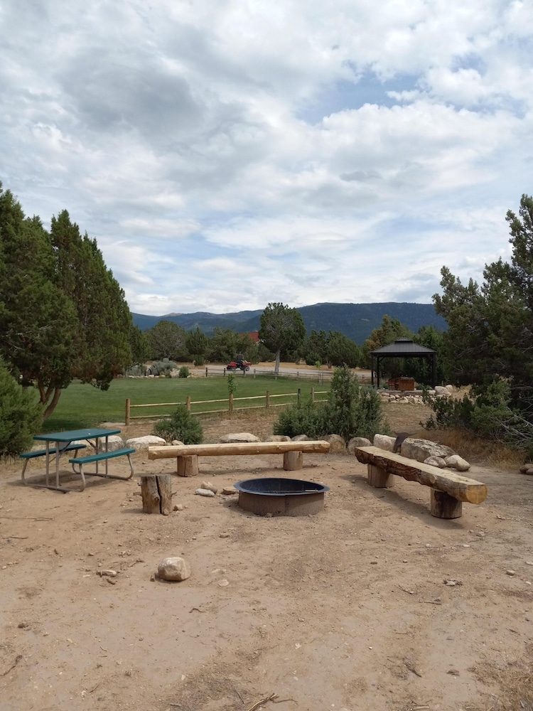 ranchette ponderosa the la sal 4 at wind walker homestead
