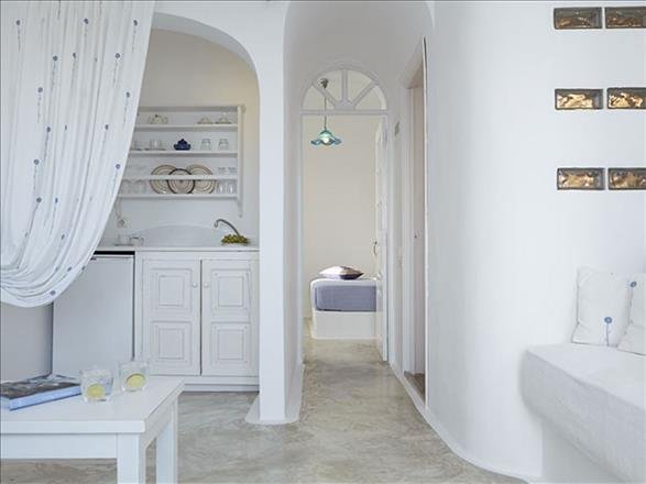 altana traditional suites santorini