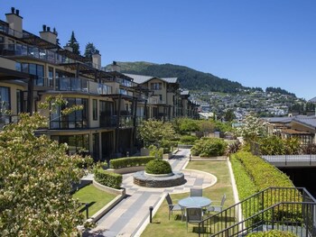 the beacon 2 bedroom town center apartment 614