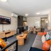the beacon 2 bedroom town center apartment 614
