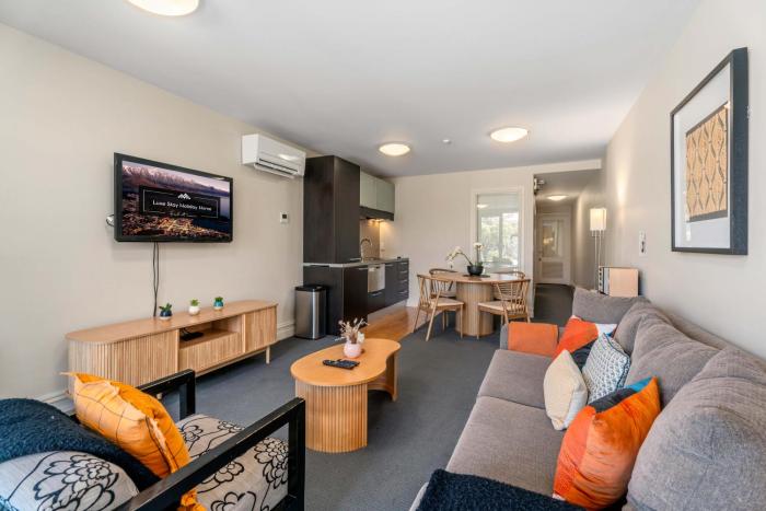 the beacon 2 bedroom town center apartment 614