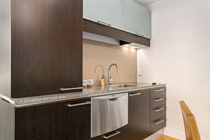 the beacon 2 bedroom town center apartment 614