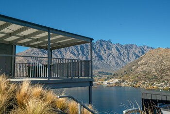 modern alpine living spectacular view