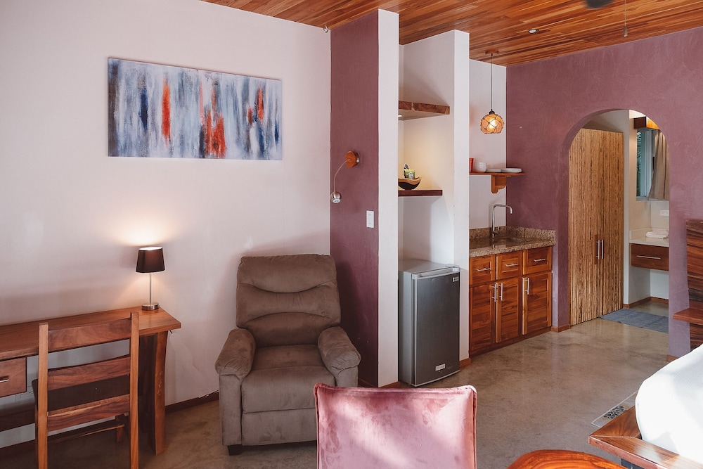 iluminar beachfront suite