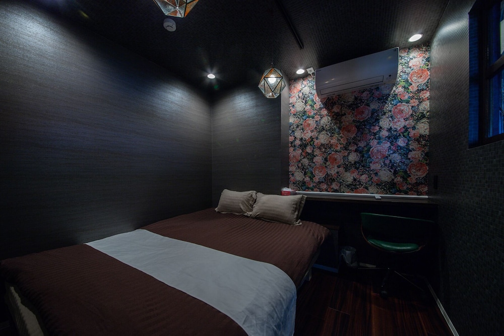 the beehive aioi
