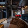 the beehive aioi