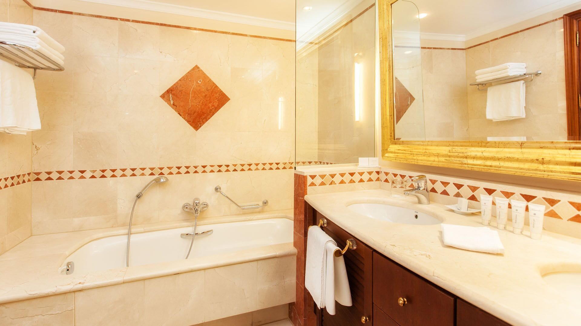 kempinski hotel bahia