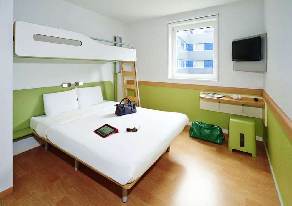 ibis budget zurich city west
