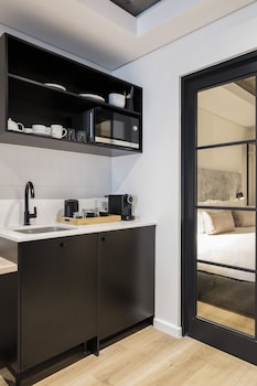 home suite hotels station house