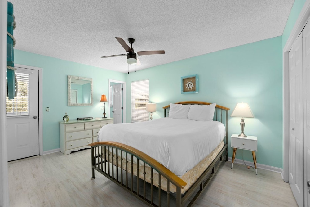 17214 front beach rd unit t28