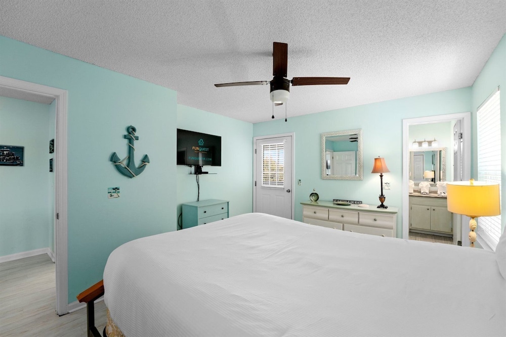 17214 front beach rd unit t28