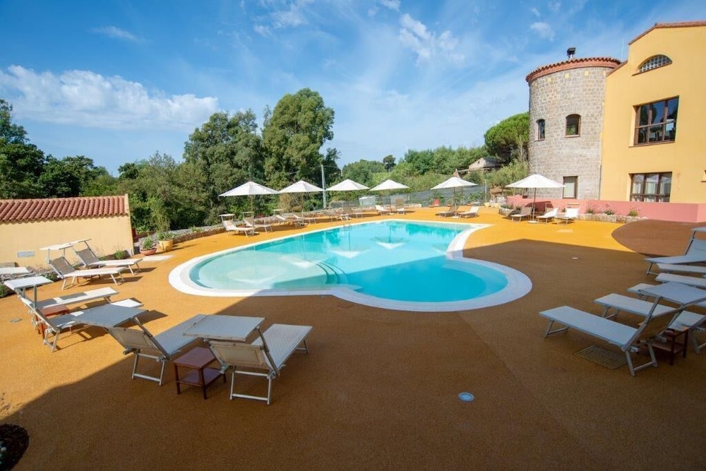 sena hotel