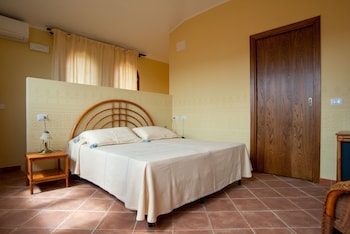 sena hotel