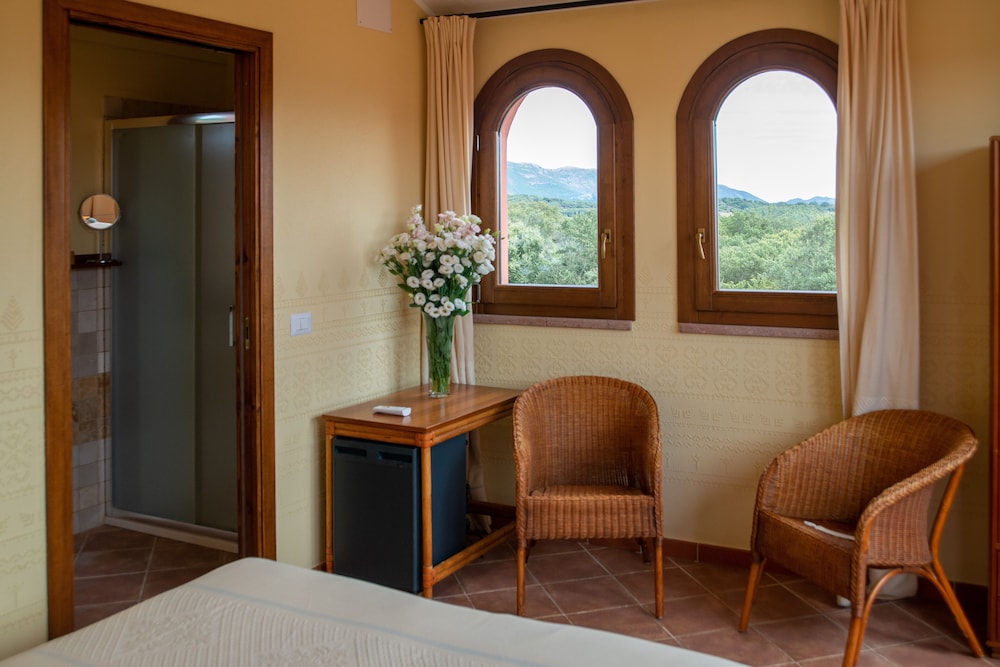 sena hotel