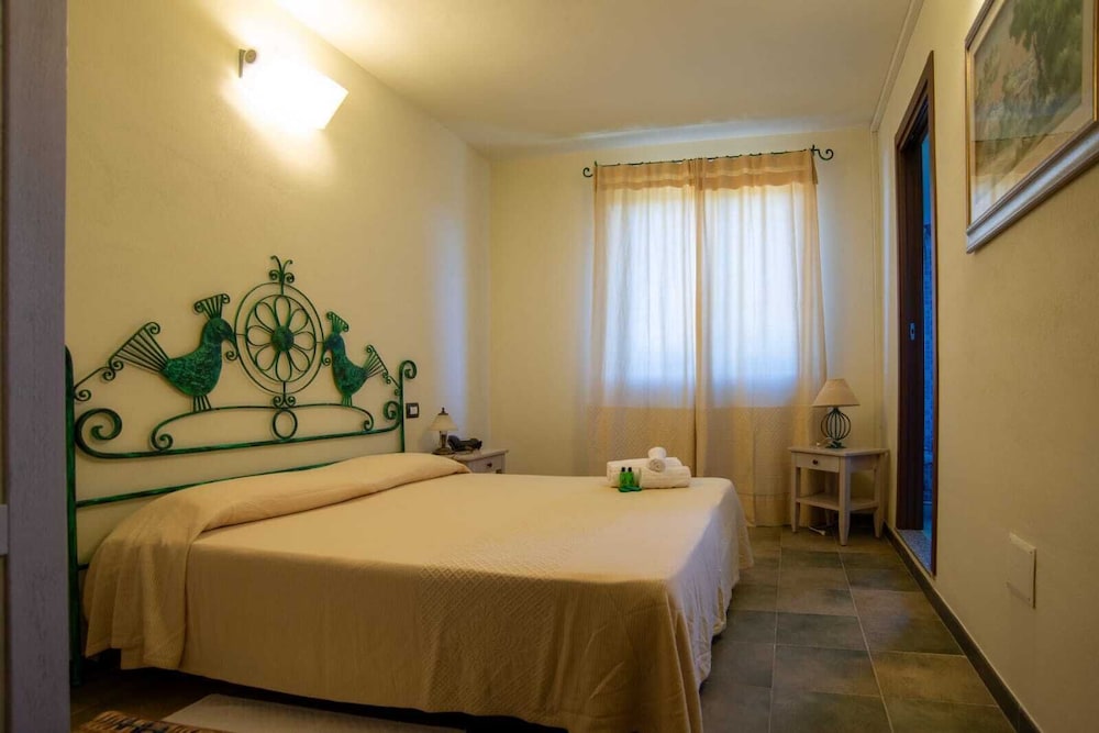 sena hotel