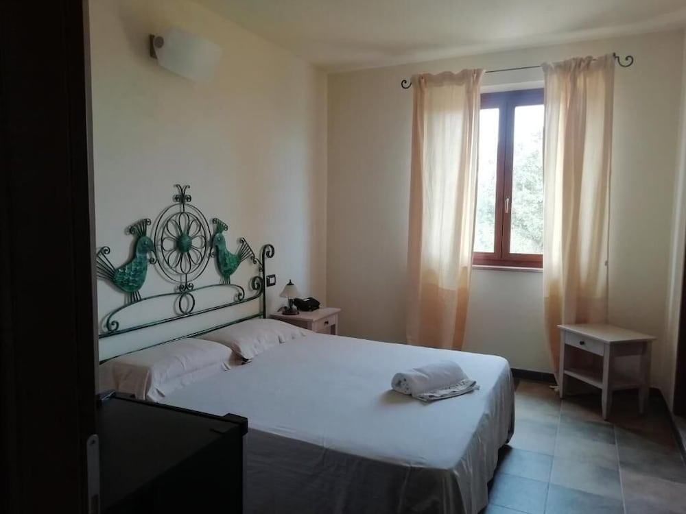 sena hotel