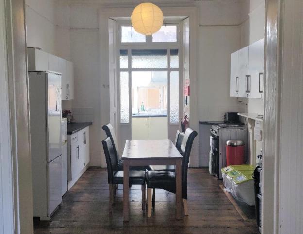 10 bed clifton townhouse