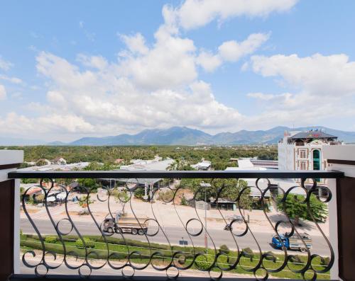 hotel apollo vacation