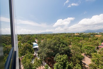 hotel apollo vacation