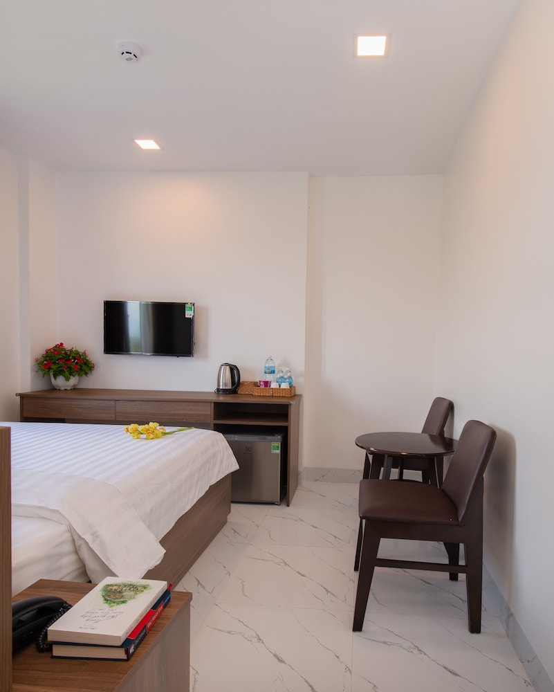 hotel apollo vacation