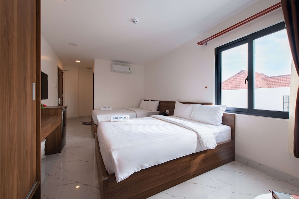 hotel apollo vacation