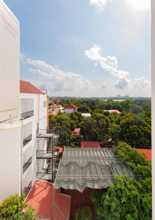 hotel apollo vacation