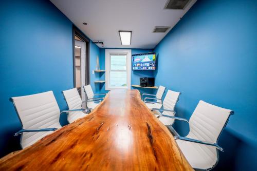 podshare san francisco marina hostel