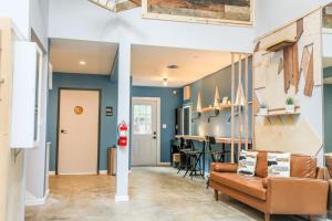 podshare san francisco marina hostel