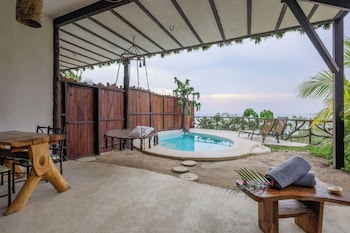 akua ocean view suites