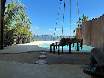 akua ocean view suites