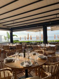 playa grande by tropical