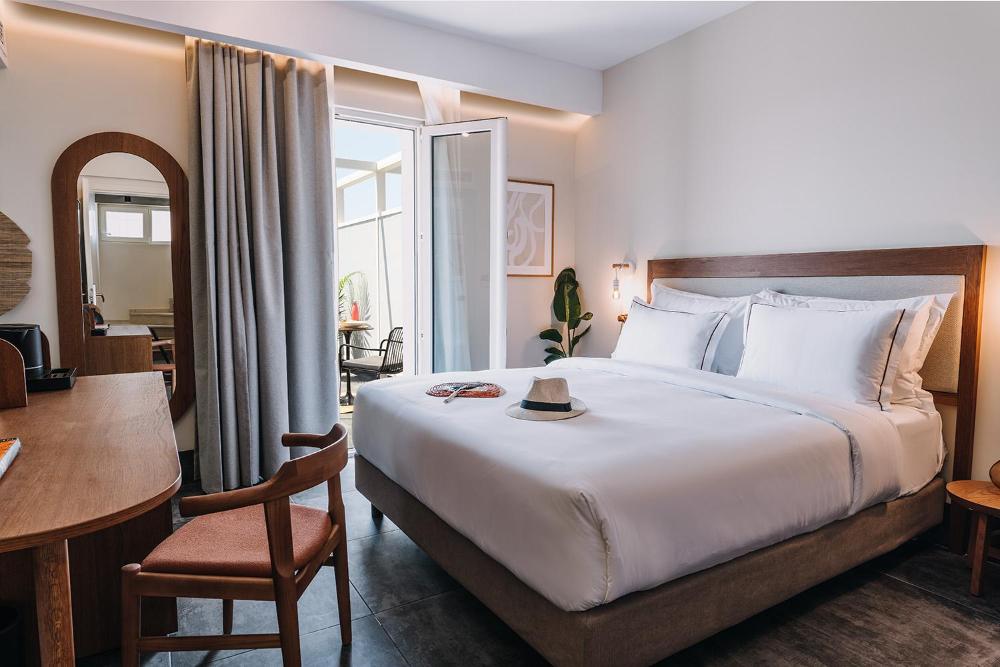 loutraki agioi theodoroi