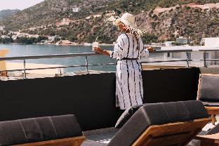 loutraki agioi theodoroi