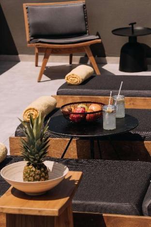 loutraki agioi theodoroi