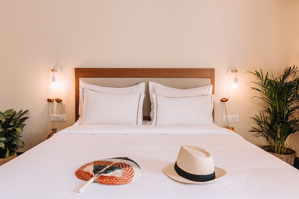 loutraki agioi theodoroi