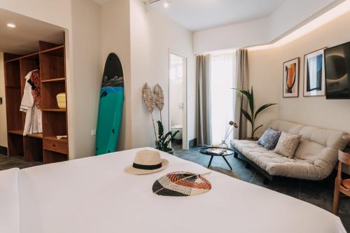 loutraki agioi theodoroi