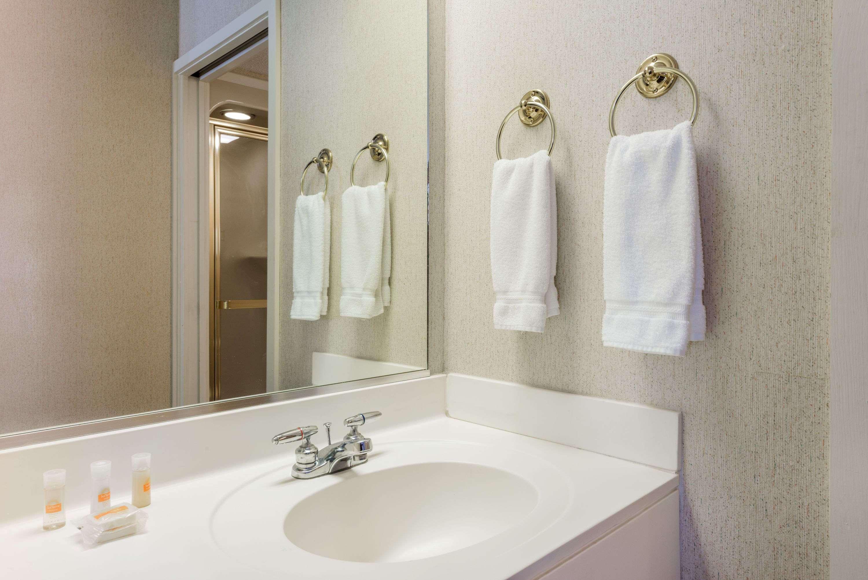 days inn by wyndham yadkinville