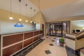 Days Inn By Wyndham Yadkinville,Lewisville>>Jonesville,2 star